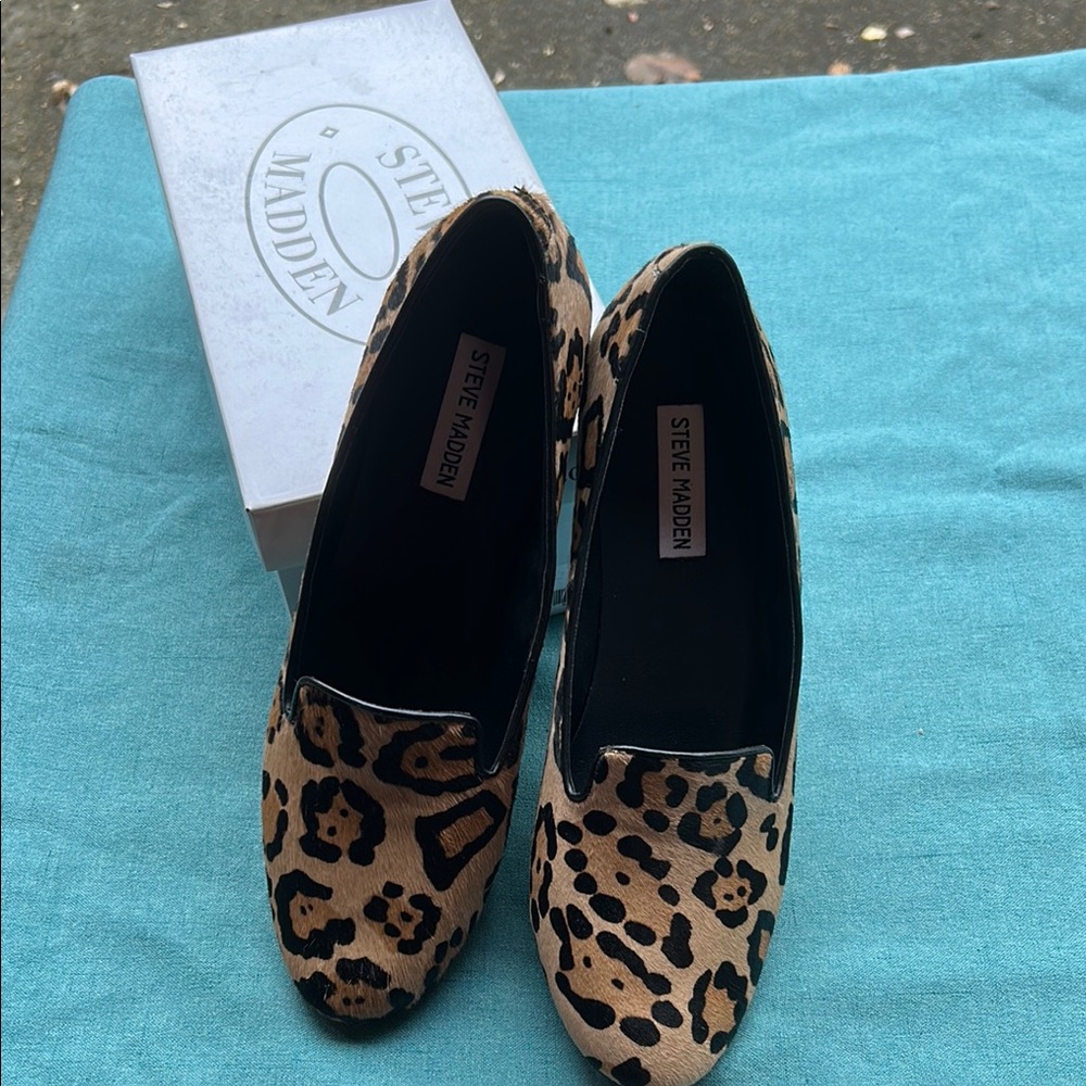 Steve Madden Leopard Print Cow Hide Fur Loafers